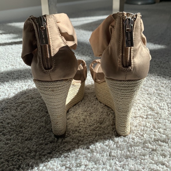 J. Lo Wedge Shoes - Picture 3 of 5